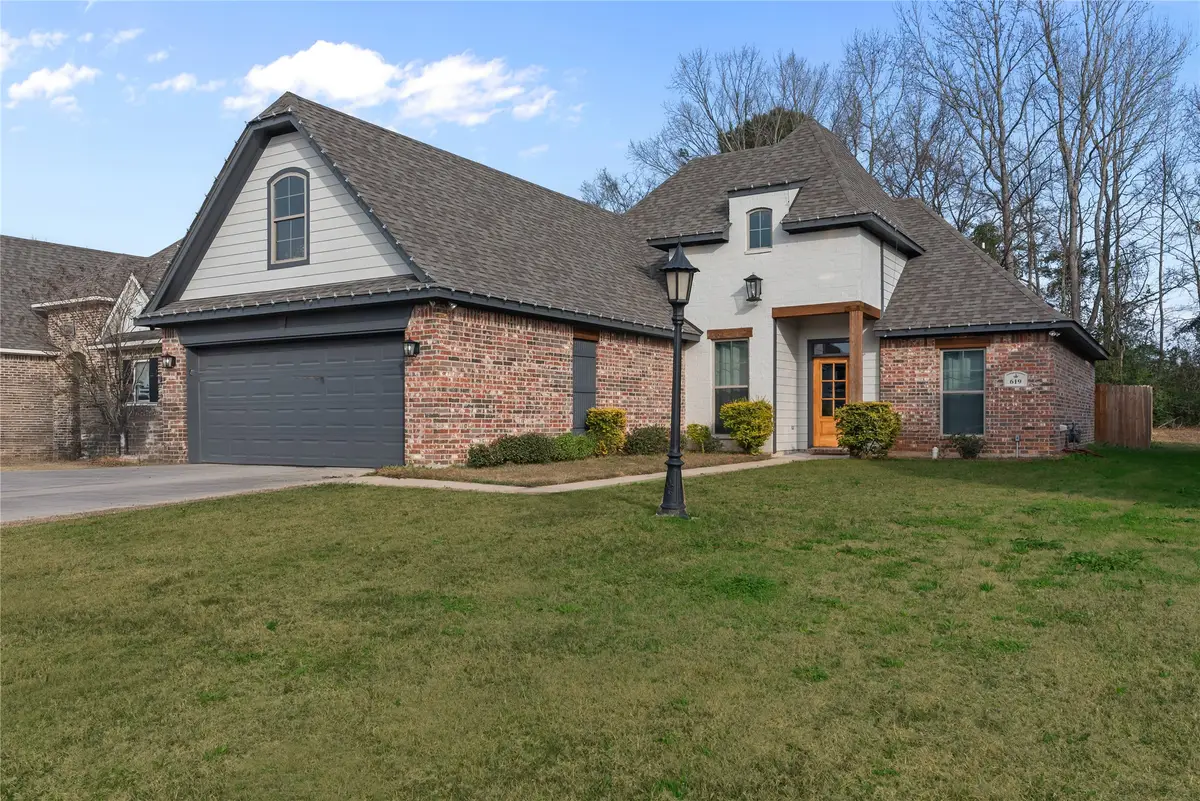 619 Lessie Drive, Stonewall, LA 71078 - Image #1