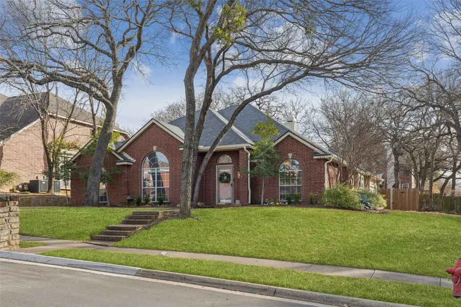 7600 Chestnut Drive, North Richland Hills, TX 76182 - Image #2