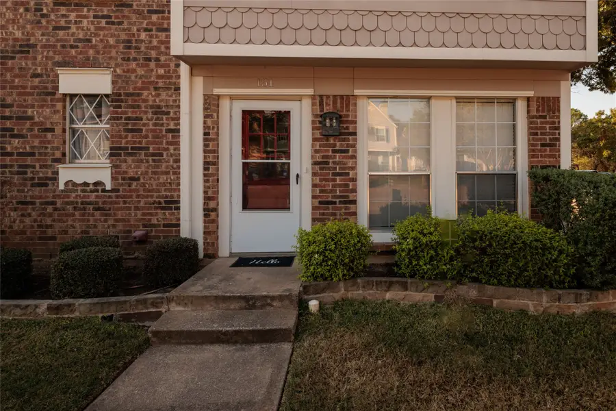 151 Winchester Drive, Euless, TX 76039 - Image #3