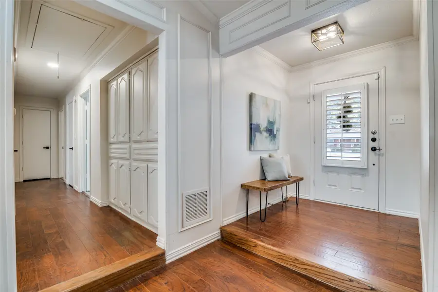 1110 Gardengate Circle, Garland, TX 75043 - Image #2