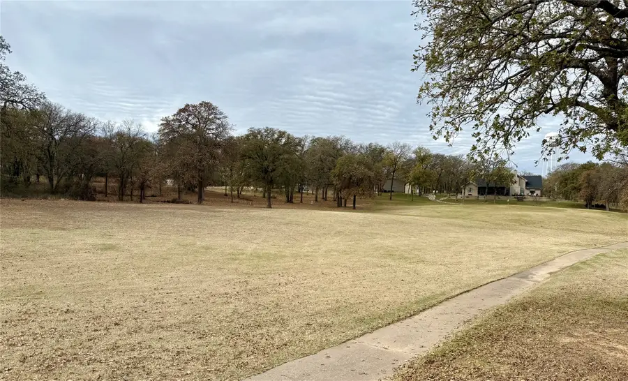 318 Rivercrest Drive, Nocona, TX 76255 - Image #2