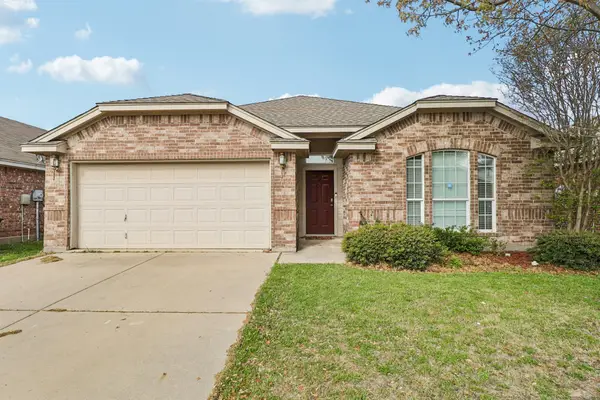 8221 Mule Deer Run, Fort Worth, TX 76179
