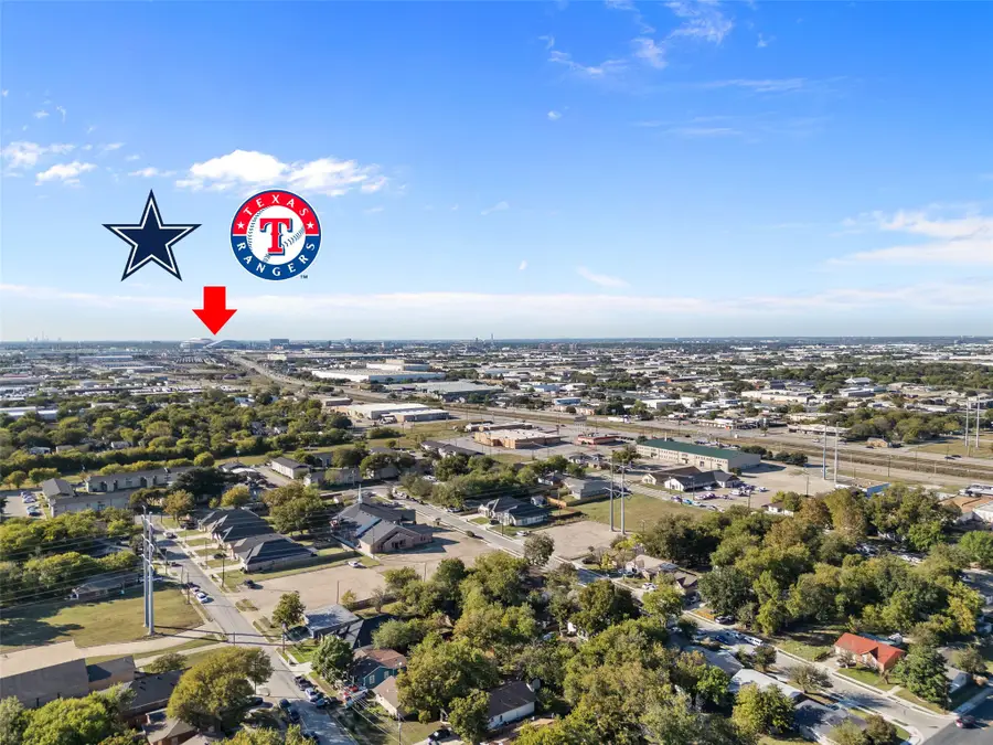 2021 Eva Street, Grand Prairie, TX 75051 - Image #2