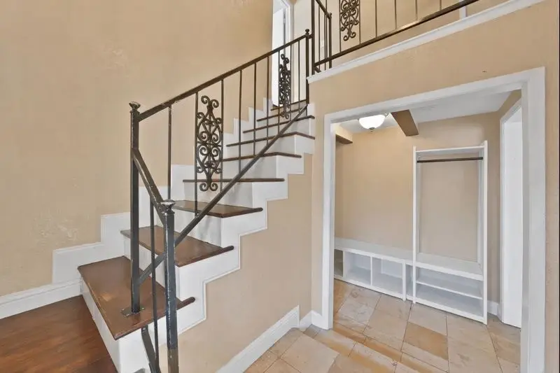 1818 Burr Oak Street, Arlington, TX 76012 - Image #2