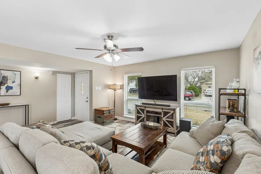 2919 Rayswood Drive, Carrollton, TX 75007 - #3