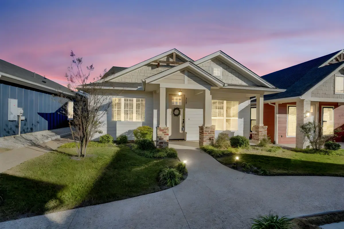 322 Woodside Trail, Waxahachie, TX 75165 - Image #1