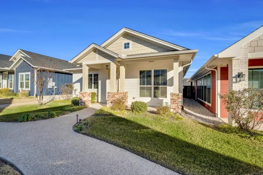 322 Woodside Trail, Waxahachie, TX 75165 - Image #2