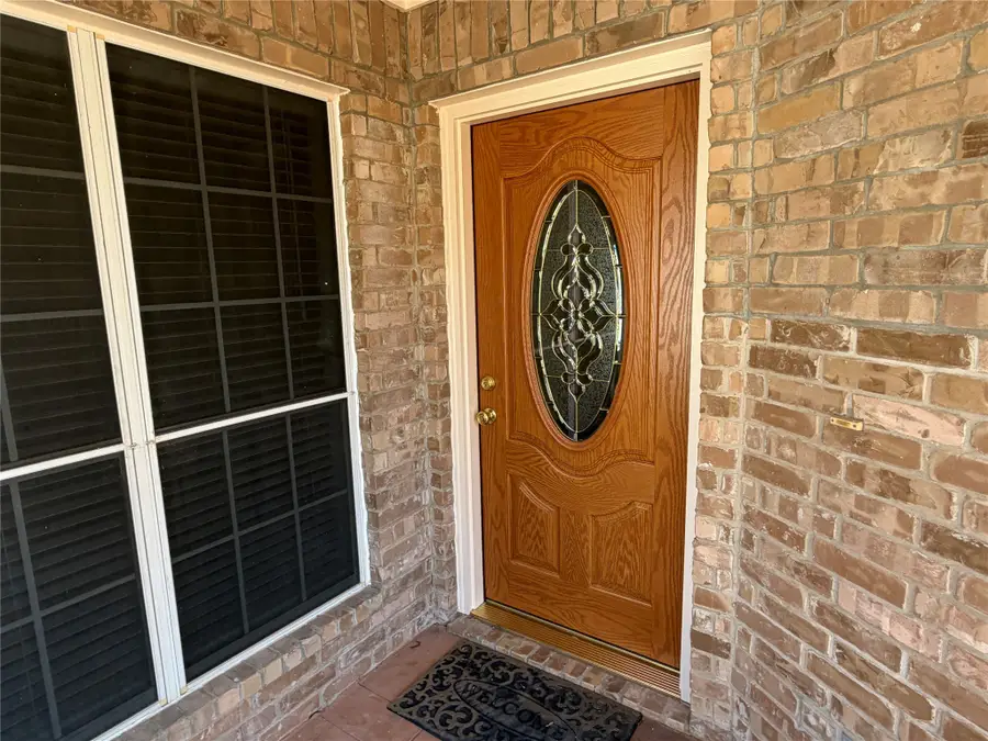 2312 Brookview Drive, McKinney, TX 75072 - Image #2