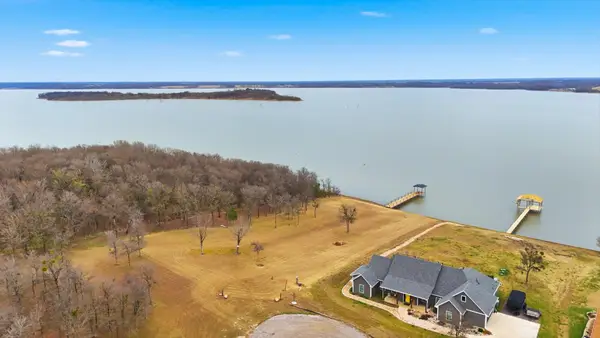 401 Meandering Way, Corsicana, TX 75109