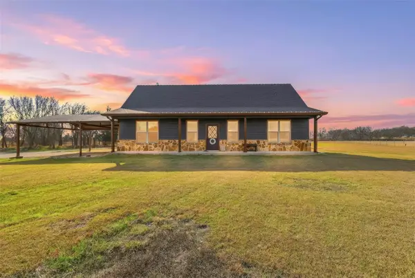 689 Stafford Road, Italy, TX 76651