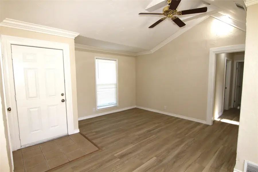 9830 Bluffcreek Drive, Dallas, TX 75227 - Image #2