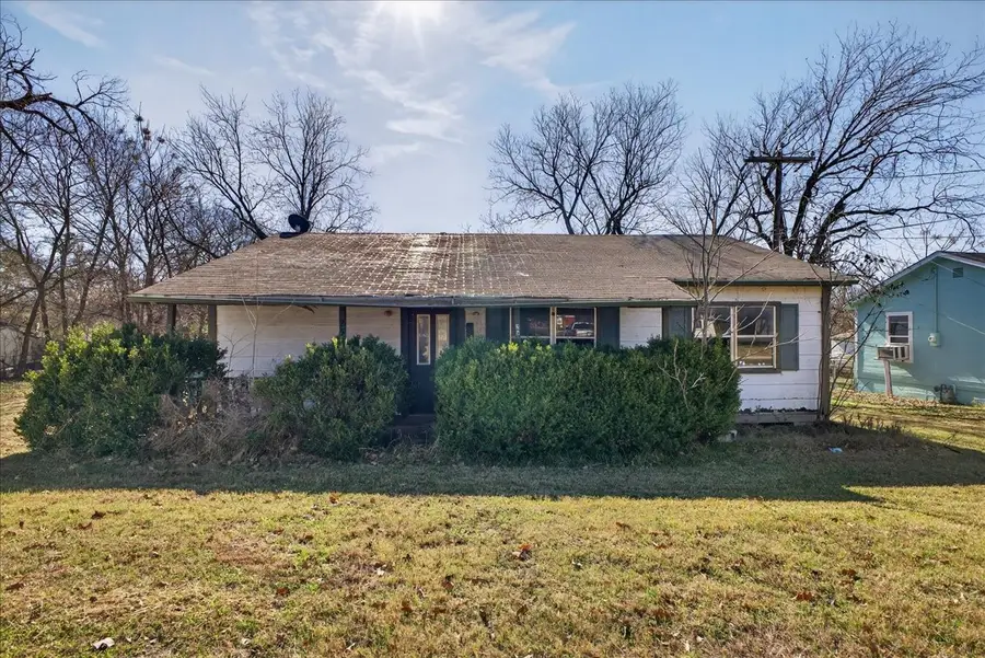 2512 Bridge Street, Gatesville, TX 76528 - Image #2