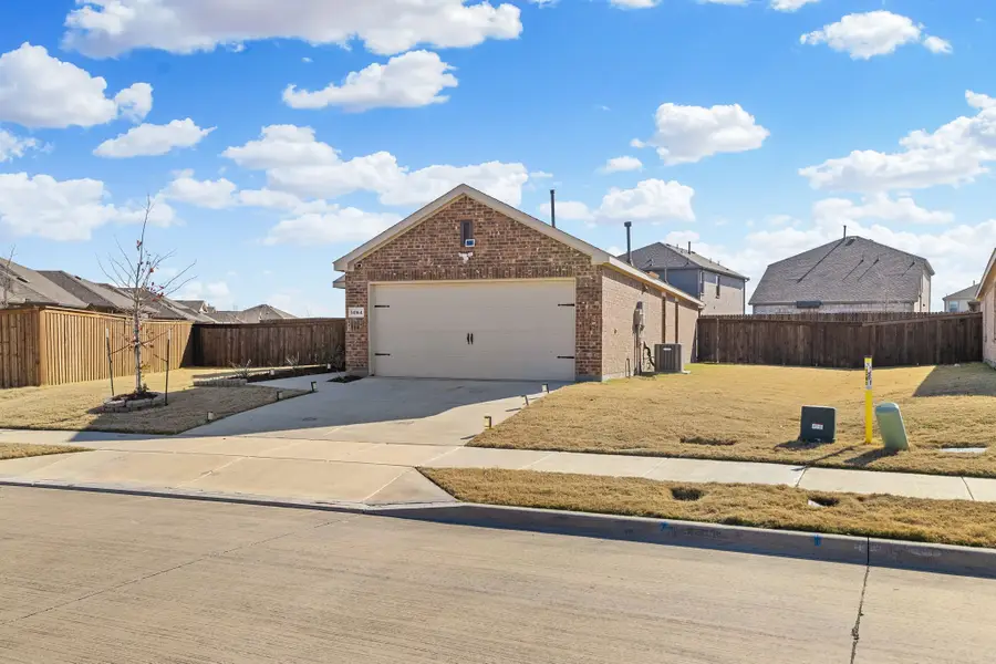 14164 Danesdale Drive, Pilot Point, TX 76258 - Image #2