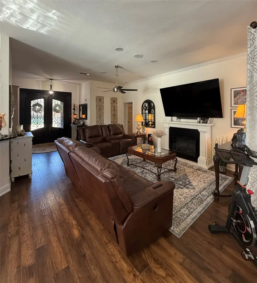 2057 Birchwood Court, Lewisville, TX 75067 - Image #3