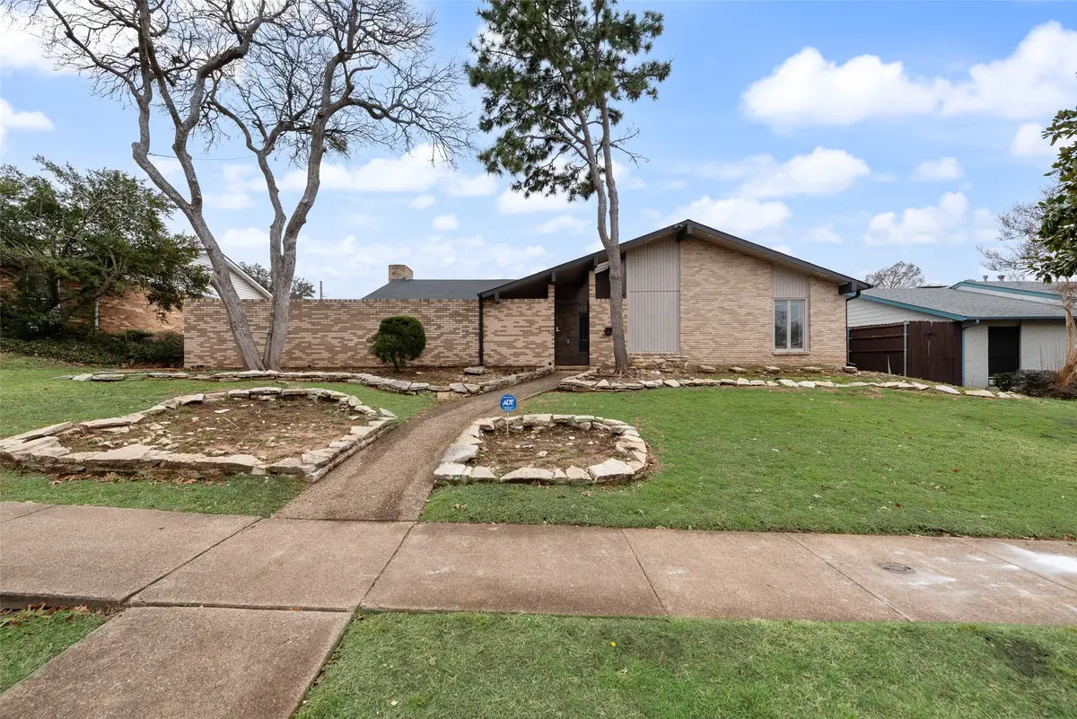 12330 Cedar Bend Drive, Dallas, TX 75244 - Image #1