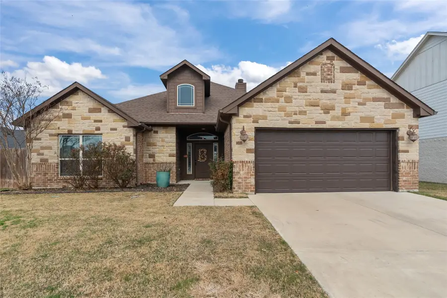 222 Rees Avenue, Godley, TX 76044 - Image #2