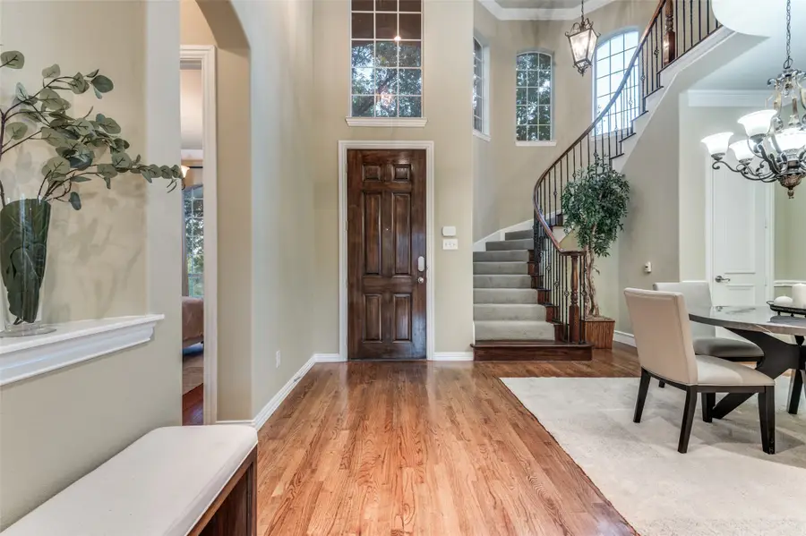 3604 University Park Lane, Irving, TX 75062 - Image #2