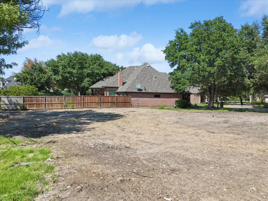 2889 Oakbriar Trail, Fort Worth, TX 76109 - Image #3
