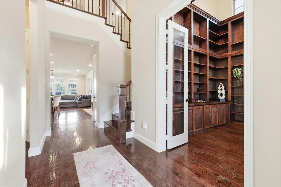 8225 Bonny Bank, The Colony, TX 75056 - Image #2