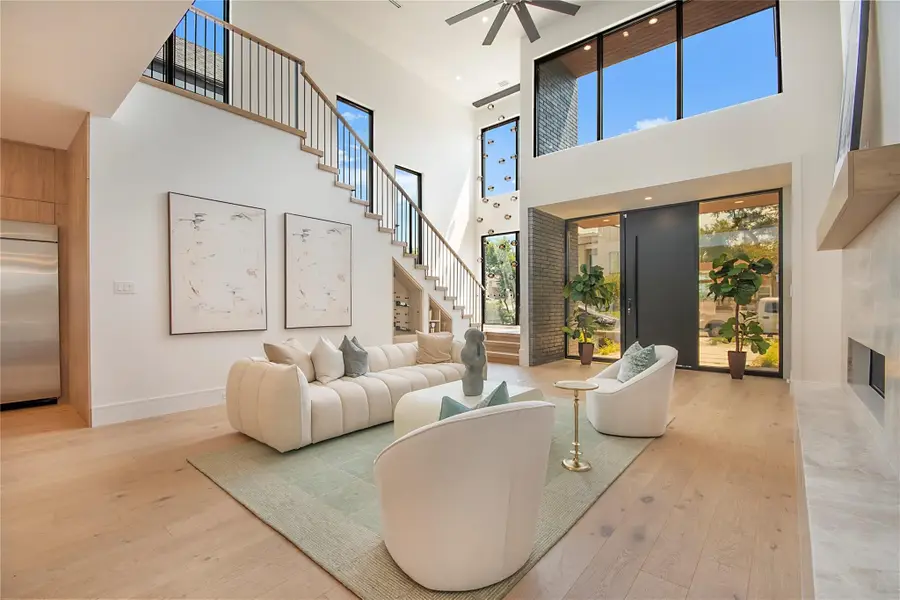 7619 Kenwell Street, Dallas, TX 75209 - #3