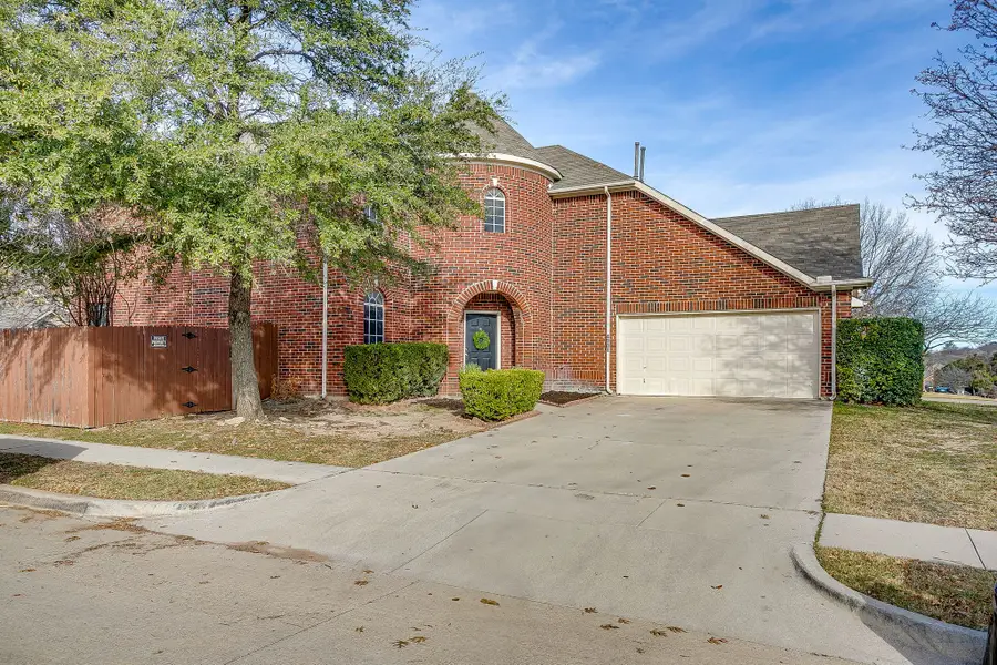 4901 Sailwind Drive, Fort Worth, TX 76135 - Image #2