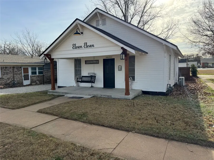 1111 W 7th Street, Cisco, TX 76437 - Image #3