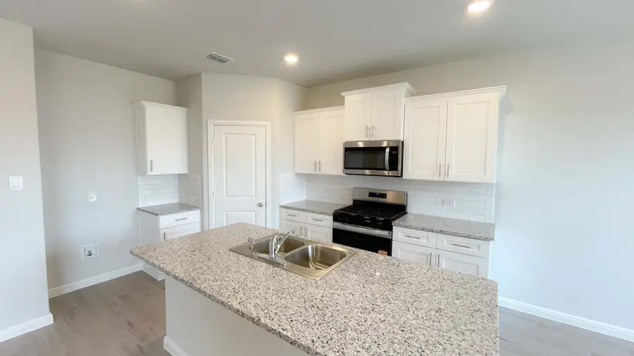 4324 Bower Hill Drive, Fort Worth, TX 76036 - Image #2