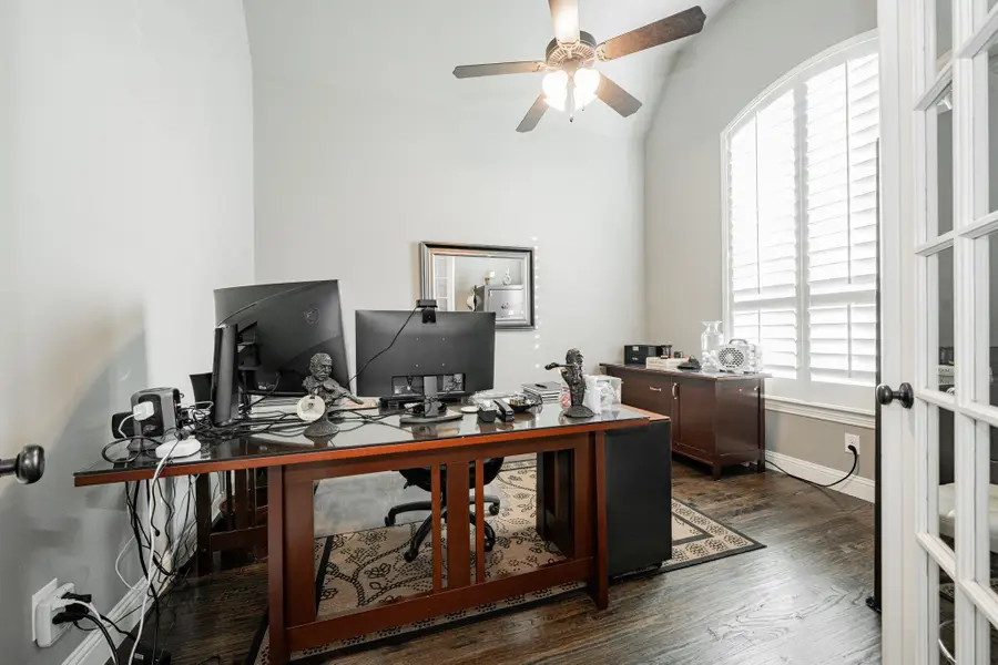 944 Highpoint Way, Roanoke, TX 76262 - Image #3