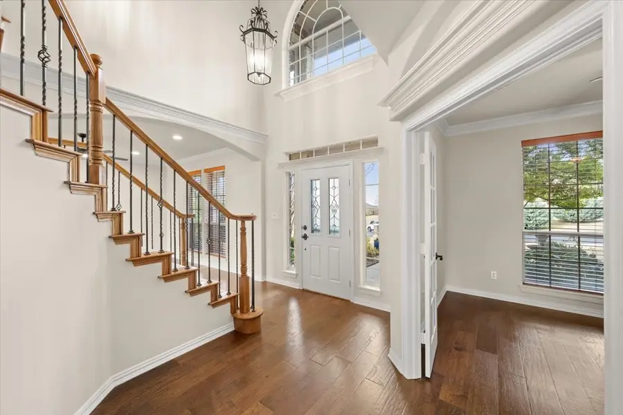 7517 Eagle Ridge Circle, Fort Worth, TX 76179 - Image #2