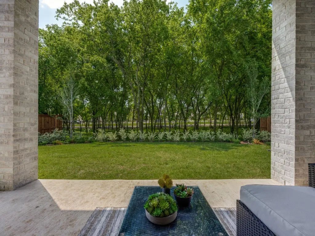 1823 Bell Court, Van Alstyne, TX 75495 - #1