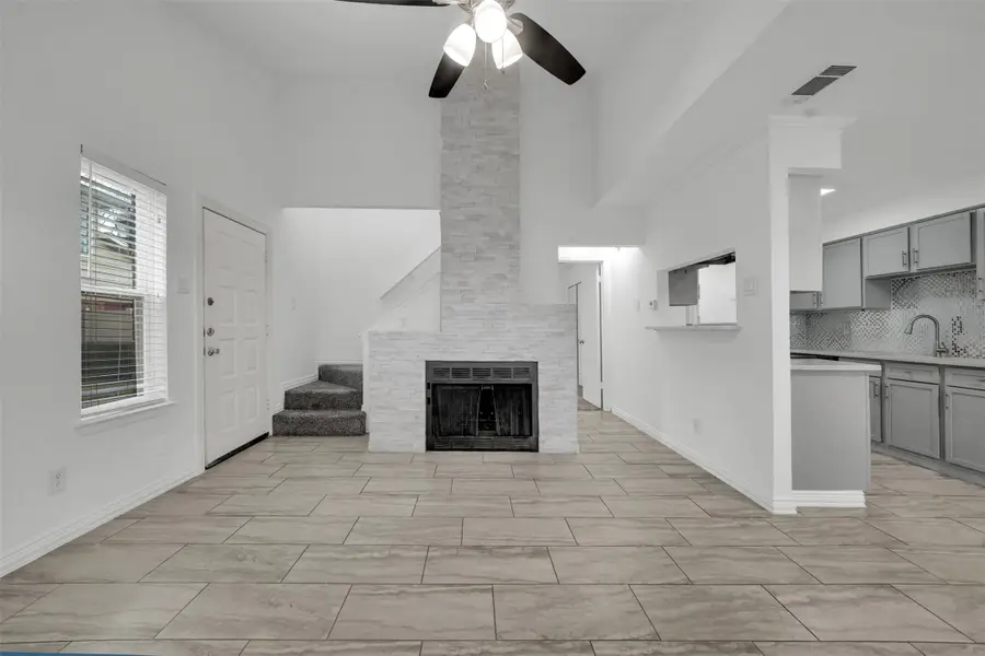 2240 Tarpley Road #374, Carrollton, TX 75006 - Image #2