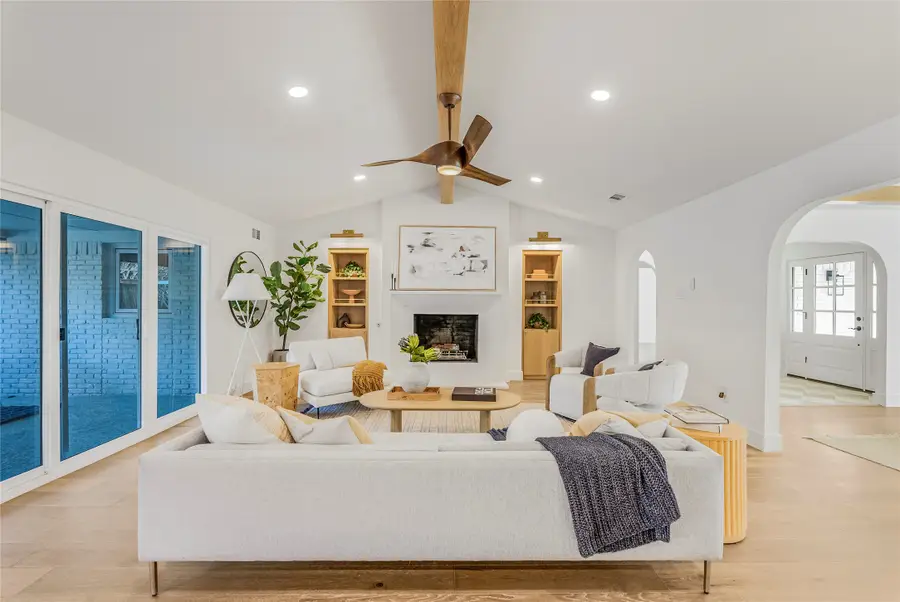 4341 Boca Bay Drive, Dallas, TX 75244 - Image #2