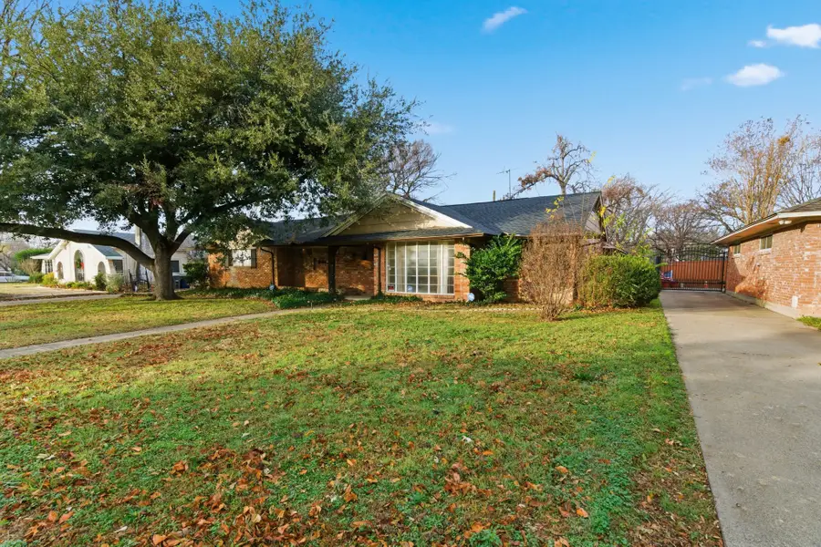 10015 Pensive Drive, Dallas, TX 75229 - Image #2