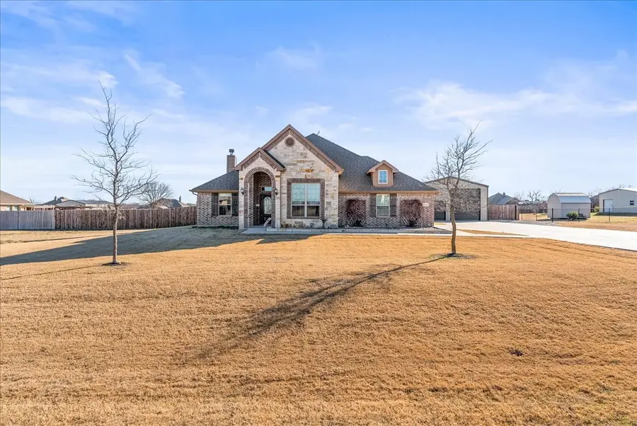 134 High Ridge Court, Decatur, TX 76234 - Image #2