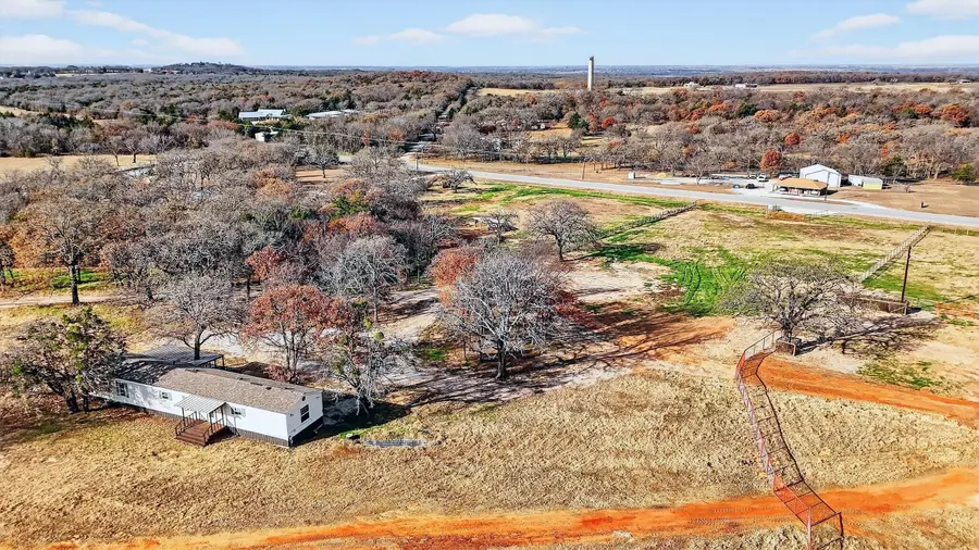 7154 E Fm 922, Valley View, TX 76272 - Image #3