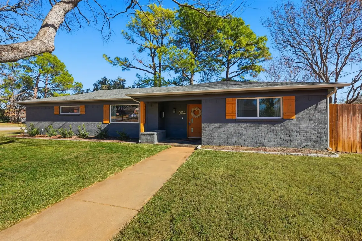 904 Scott Drive, Hurst, TX 76053 - Image #1
