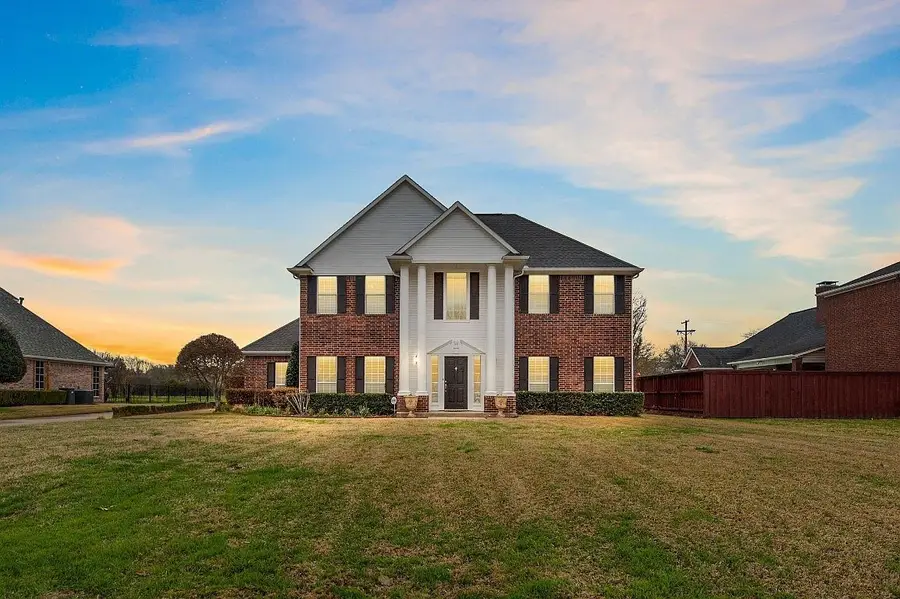 310 Laurel Trail Drive, Terrell, TX 75160 - Image #2