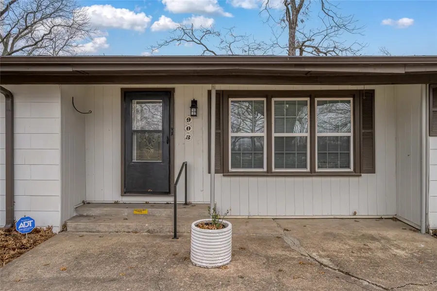 903 Lynn Street, Bonham, TX 75418 - Image #3