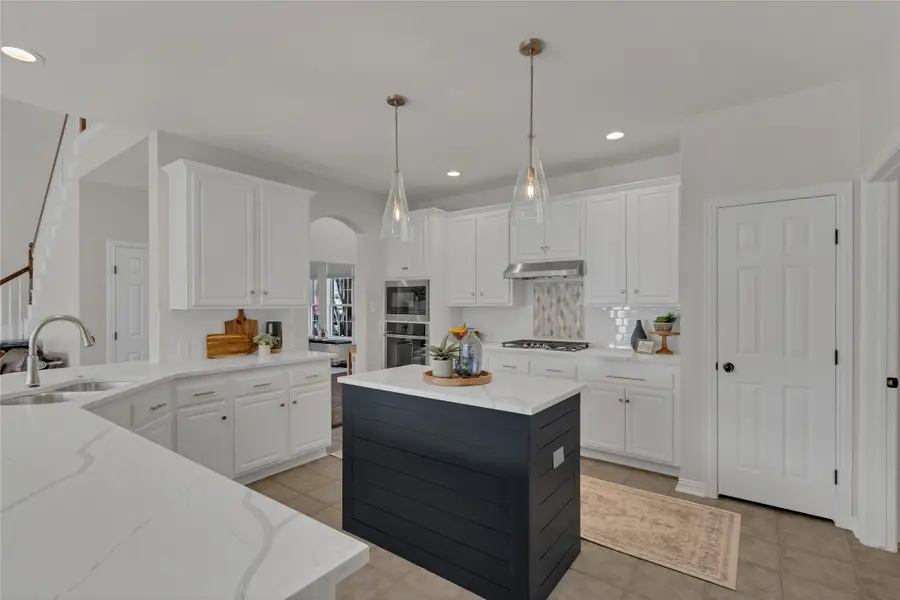 2907 Darlington Drive, Highland Village, TX 75077 - Image #2