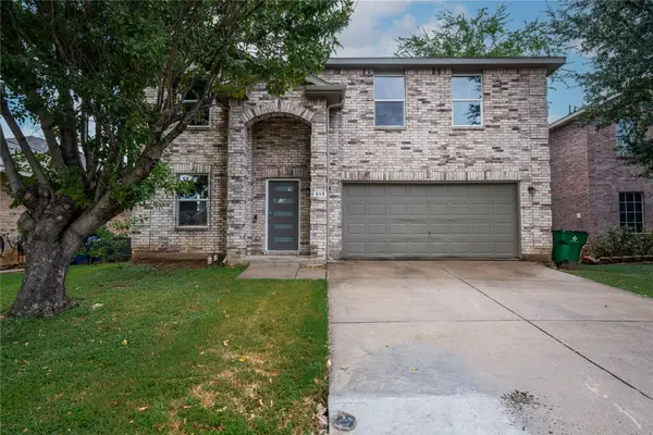 513 Creekbend Street, Crowley, TX 76036