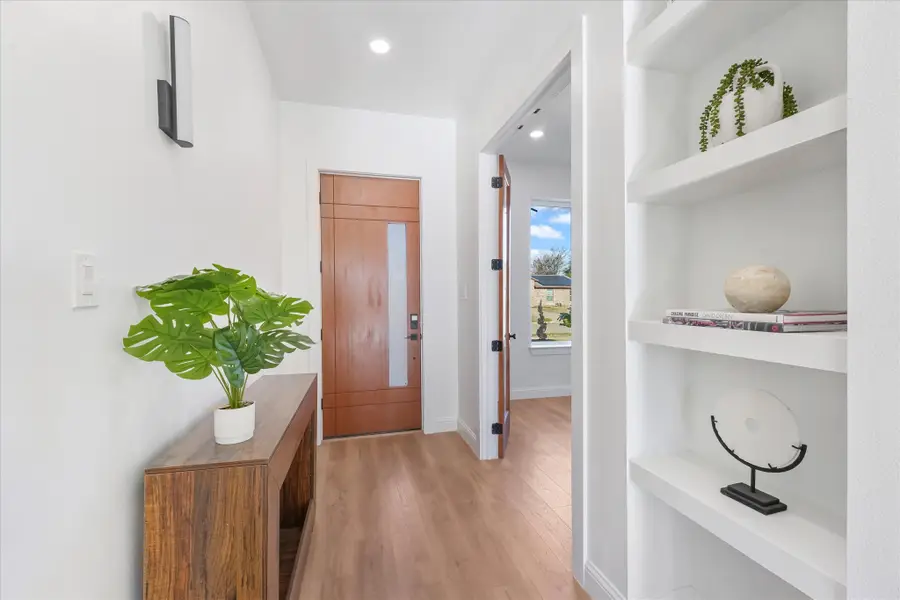 5204 Gibson Drive, The Colony, TX 75056 - Image #3