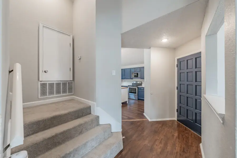 1004 Alameda Drive, Carrollton, TX 75007 - Image #3