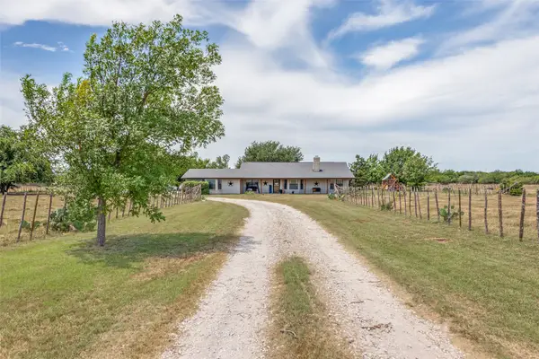 950 Johnson Bend Road, Weatherford, TX 76088