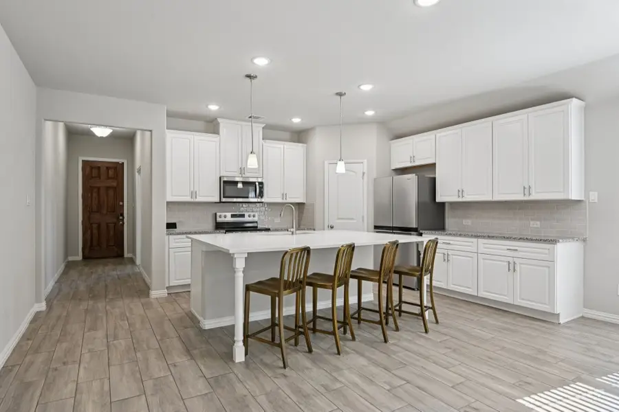 1008 Wasatch Court, Burleson, TX 76028 - Image #2