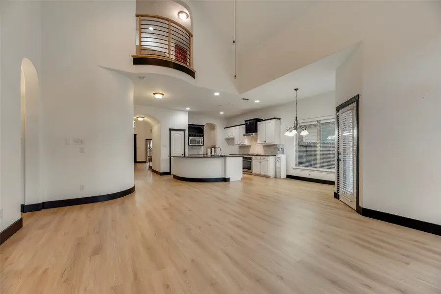 13709 Bluebell Drive, Little Elm, TX 75068 - Image #3