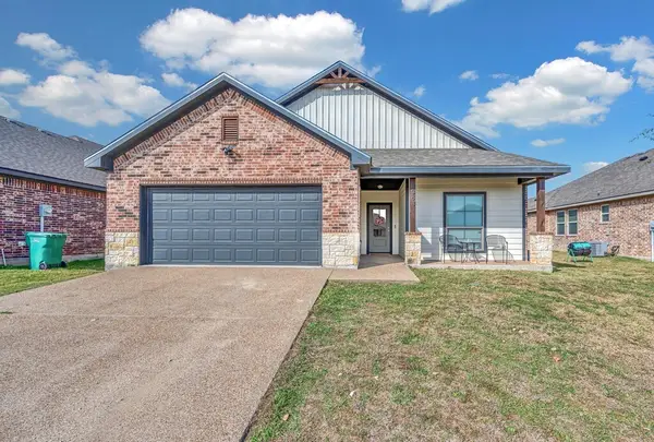 388 Paso Fino, Robinson, TX 76706
