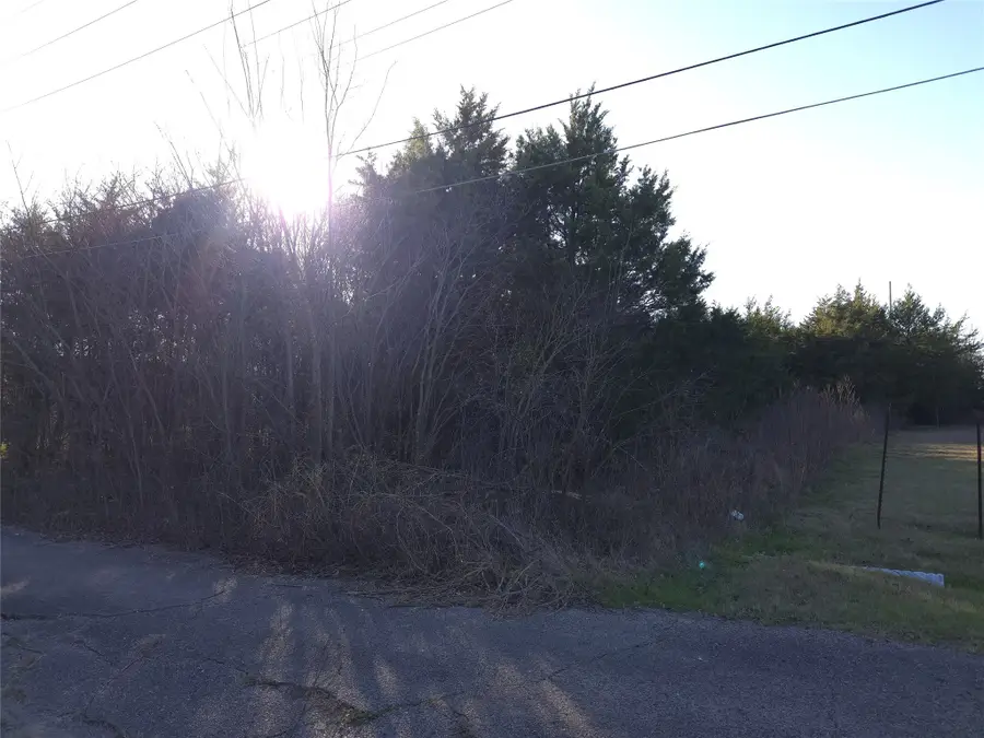 1816 Harrison Street, Greenville, TX 75401 - Image #2