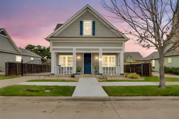 209 Cody Hunter Lane, Midlothian, TX 76065