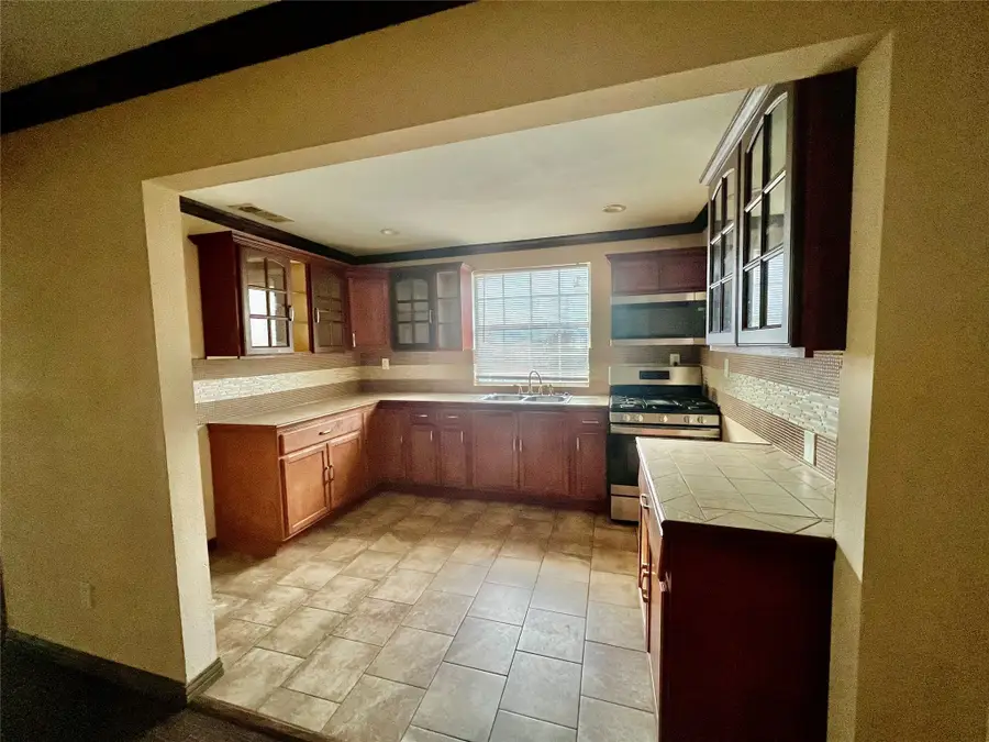 1919 Muncie, Dallas, TX 75212 - Image #3