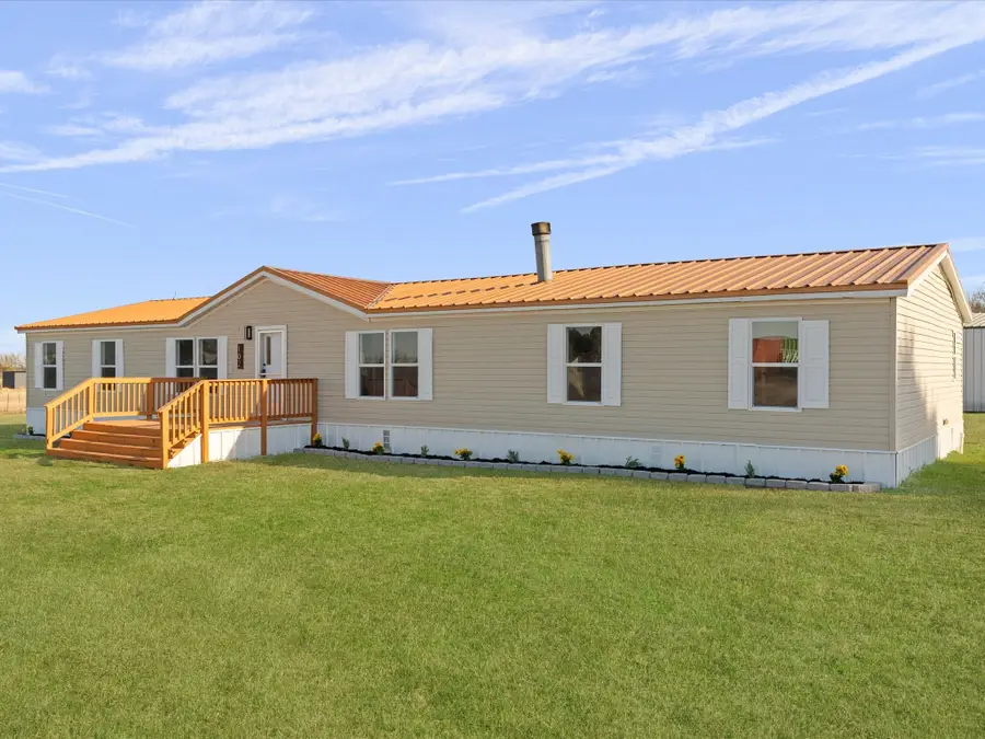 102 Sunshine Meadows Court, Weatherford, TX 76088 - Image #2